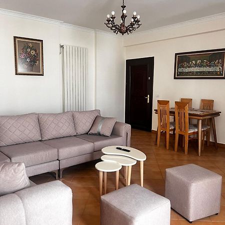 Lu Apartament Vlorë Eksteriør billede