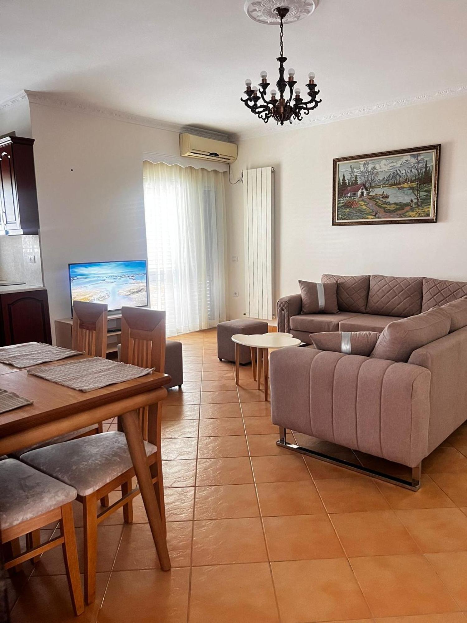 Lu Apartament Vlorë Eksteriør billede