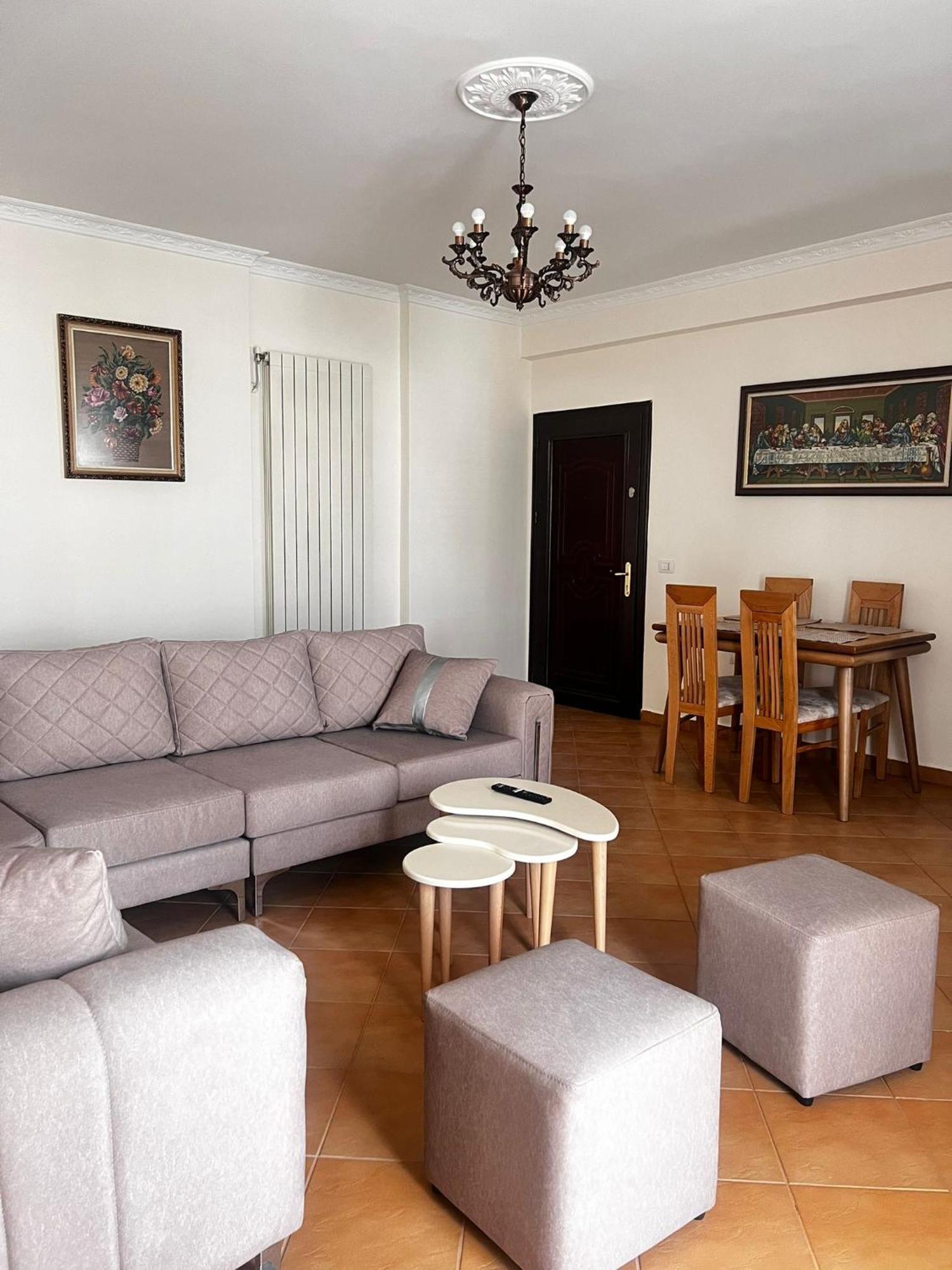 Lu Apartament Vlorë Eksteriør billede